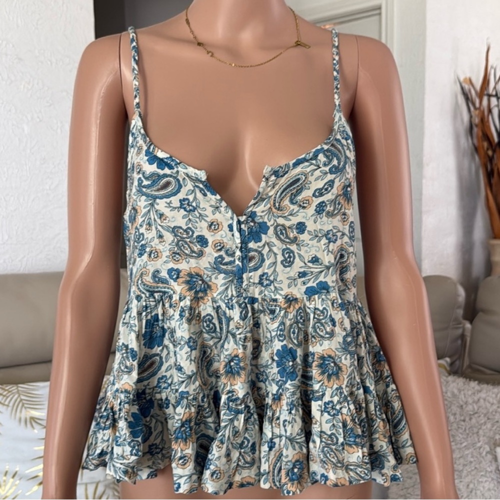 Patrons Of Peace Floral Ruffle Split V Neck Top M